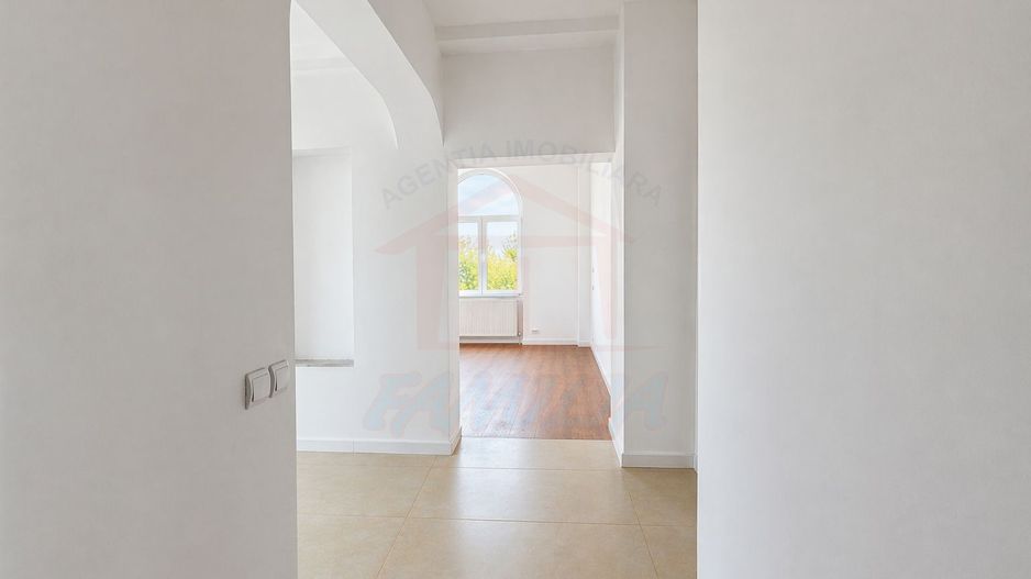 Apartament în casă, acces separat,  ultracentral, lângă Primări, Galat - Poză 8