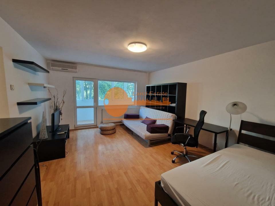 Garsoniera Mall Vitan - Poză 2