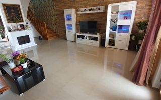 Casă / Vilă cu 6 camere + Casa/Vila cu 2 camere | zona Terezian - Poză 9