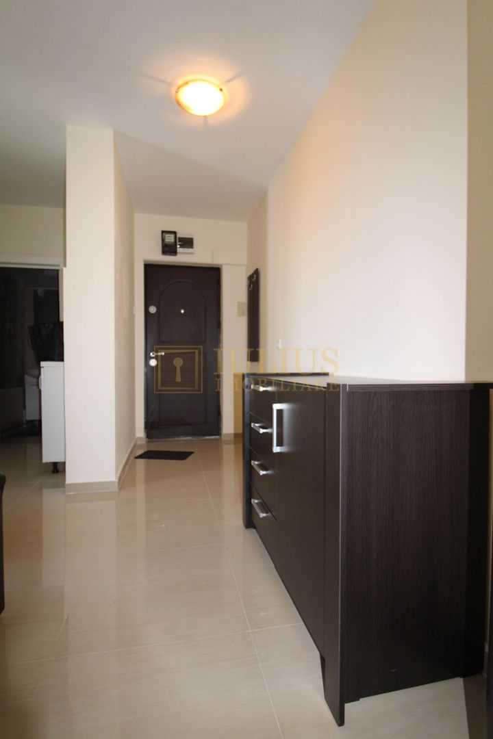 Medicina - Iulius Mall, dormitor cu pat matrimonial. - Poză 17