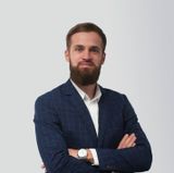 Eugeniu Șandrovschi - Realist Estate Agency