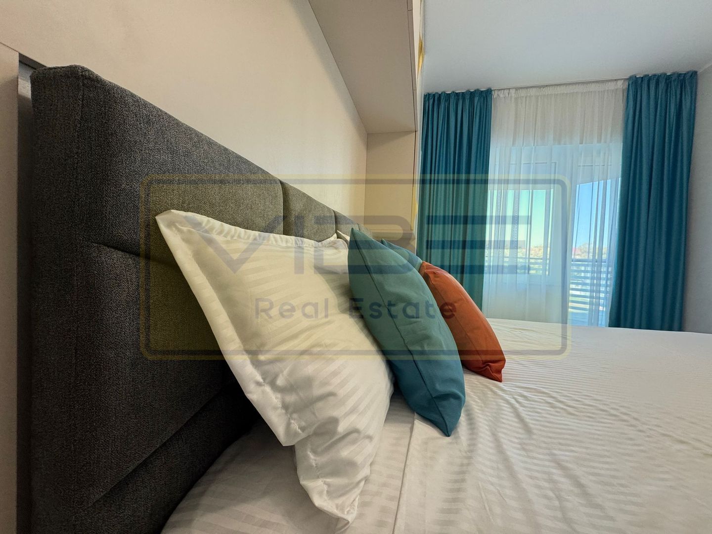 Apartament NOU 2 camere Copou + parcare Royal Town - Poză 16