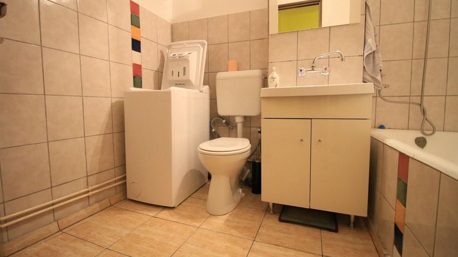 Vlahuta, garsoniera sectiune mare - Poză 5