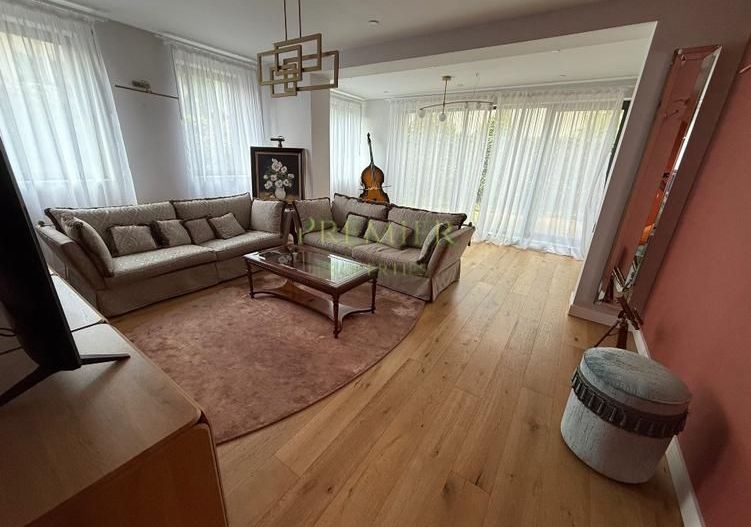 3 CAMERE | O CAMERA DRESSING | DOROBANTI | MOBILAT SI UTILAT LUX - Poză 1