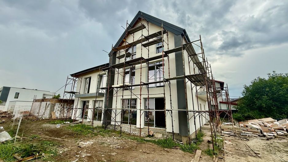 Vilă Duplex Premium în Otopeni/Metrou la 900 m/Spatioasa - Poză 2