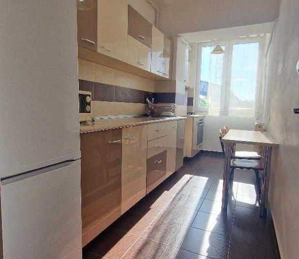 Bloc nou 2 camere + dressing la metrou Piata Sudului Delta Vacaresti - Poză 4