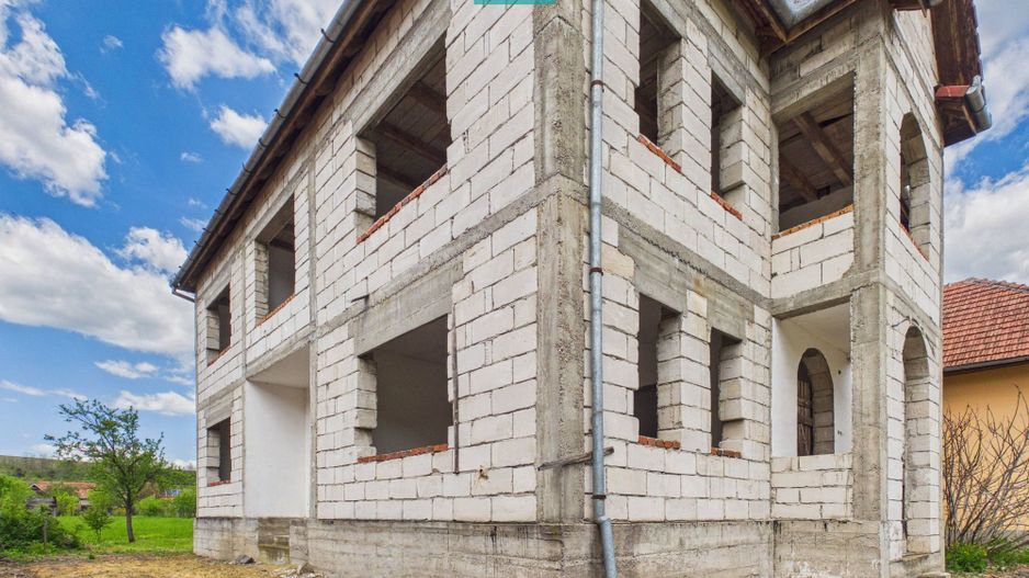 Casă cu etaj construcție nouă, în Sebiș Arad - Poză 2
