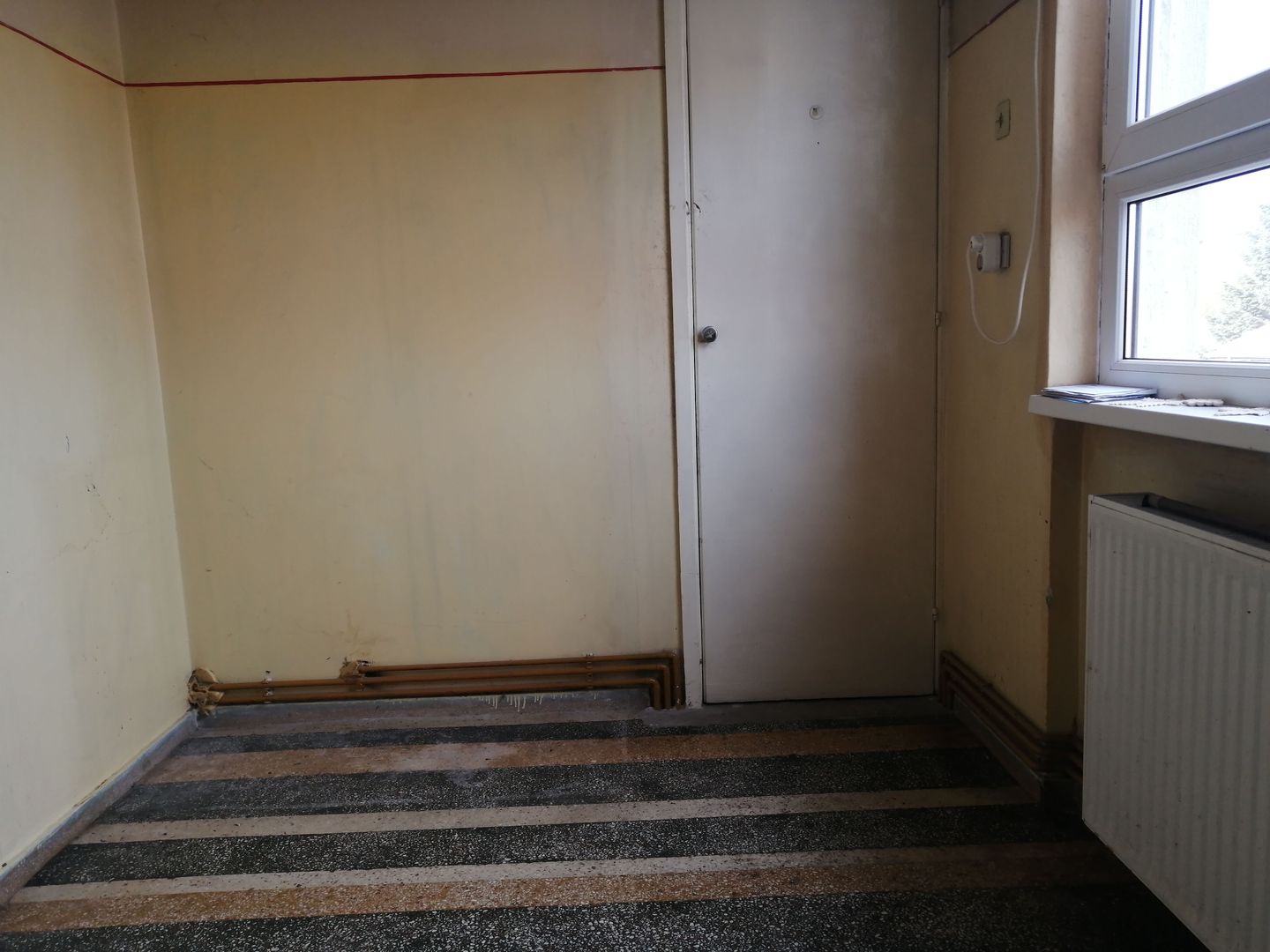 2 camere zona pietei Tractorul - Poză 10