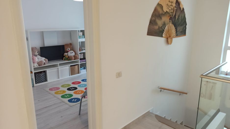 vila4cam2bai-curte-parcare-loc joaca-acces controlat-strOrizontului - Poză 47