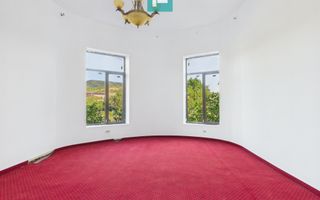 Casă 300 mp  cu posibilități multiple în Covăsânț - Poză 4