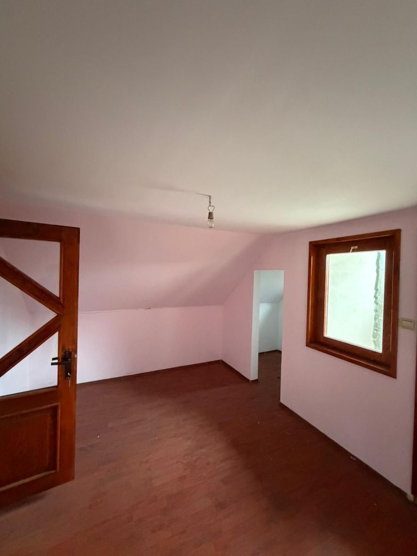 Casă complet renovată, pentru locuință sau pensiune turistică! - Poză 4