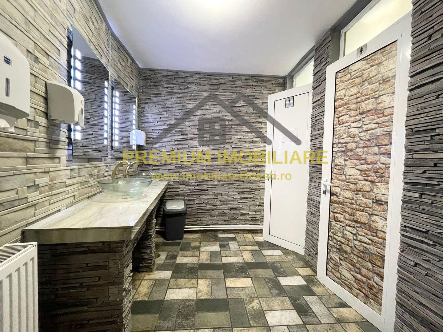 Restaurant, Terasa 1400 MP teren de Vanzare / Inchiriere - Poză 5