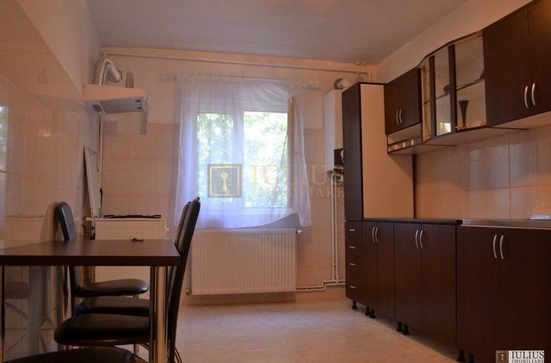 3 camere amenajat modern, cu centrala proprie(Include ctr Anaf). - Poză 14