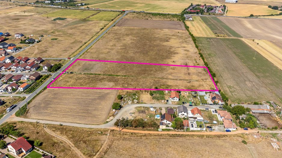 Teren cu PUZ in Livada  Arad, 33 parcele cu acces - Poză 4