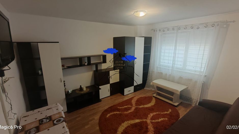 Apartament 2 camere decomandat, insorit, centrala proprie – Tractorul - Poză 1