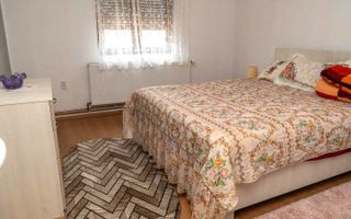 🏡 Casă spațioasă în Roșia, priveliște spre Munții Făgăraș - Comision 0% - Poză 5