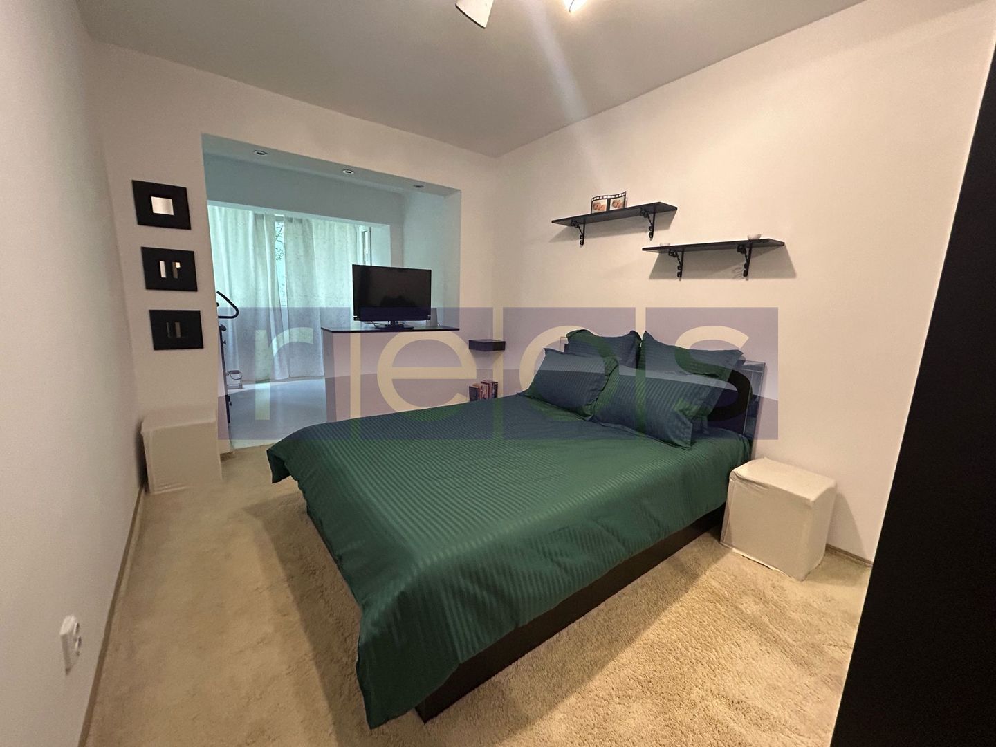 Apartament 4 camere Drumul Taberei | Geam Baie| Metrou - Poză 1