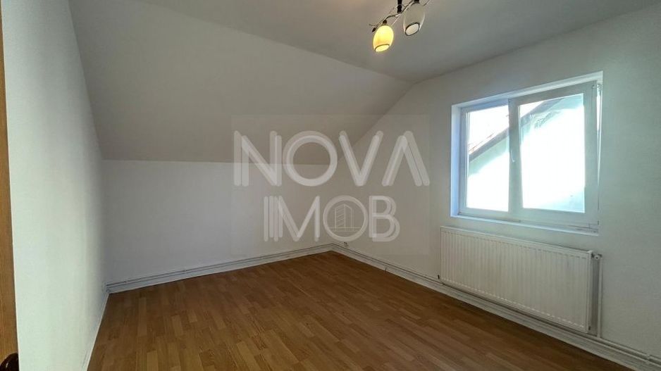Apartament 2 camere cu pod , zona Strand II - Poză 4