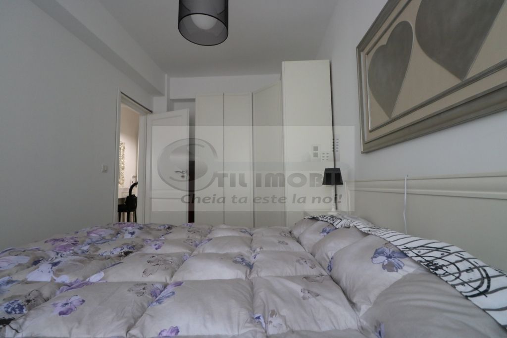 APARTAMENT 2 CAMERE DECOMANDAT PLATOU GALATA-350 € - Poză 3