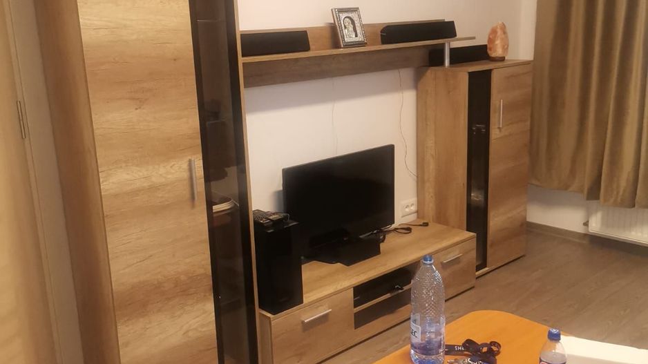 GARSONIERA - APARATORI, PET-FRIENDLY, BUCATARIE INCHISA, CENTRALA - Poză 4