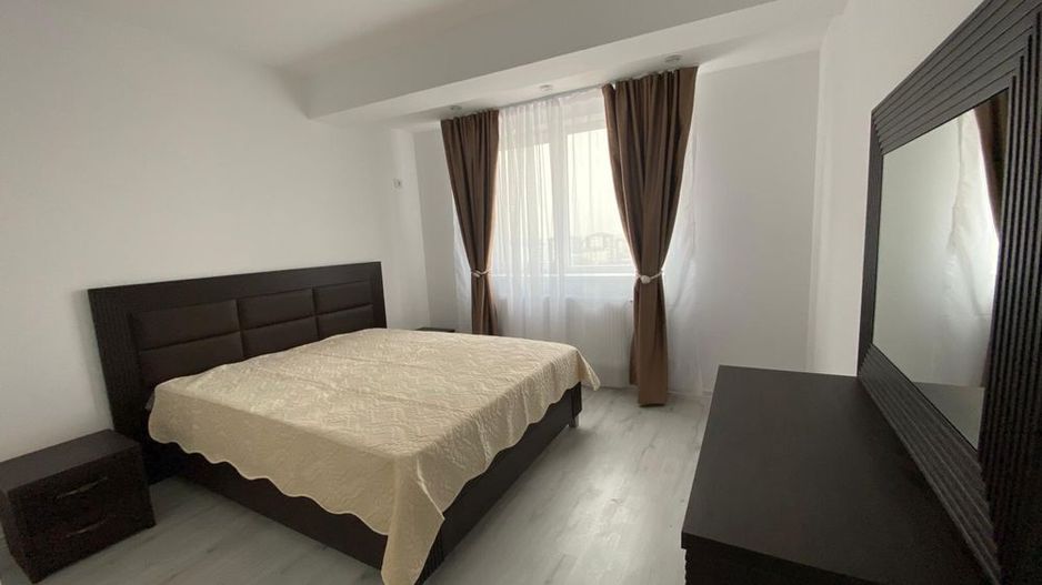 Apartament 2 camere Aparatori Patriei | Loc de parcare subteran - Poză 1