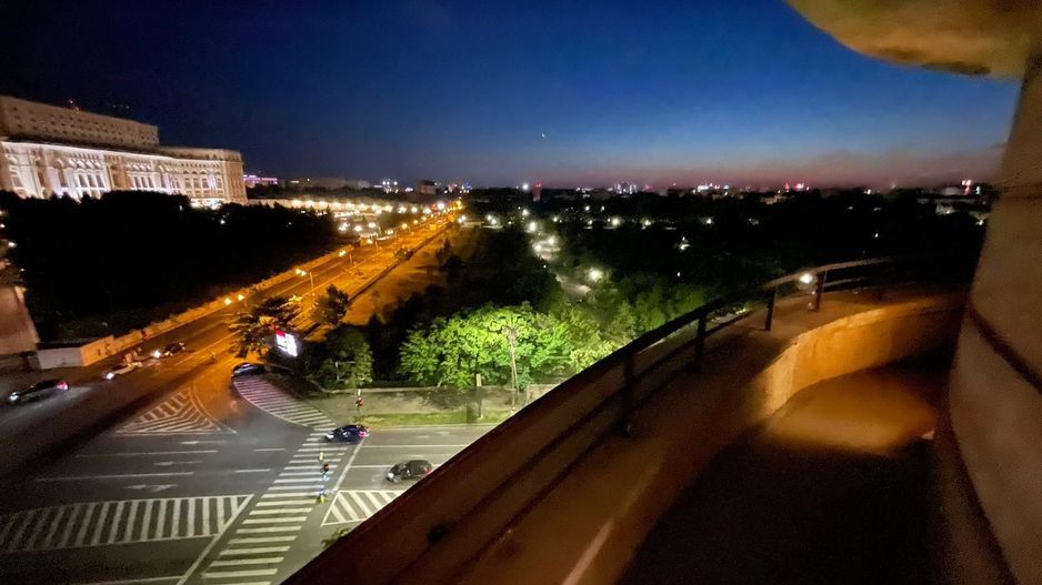 AP. 2 CAMERE IZVOR, BUCATARIE INCHISA, 90 MP UTILI, METROU 3 MINUTE - Poză 9