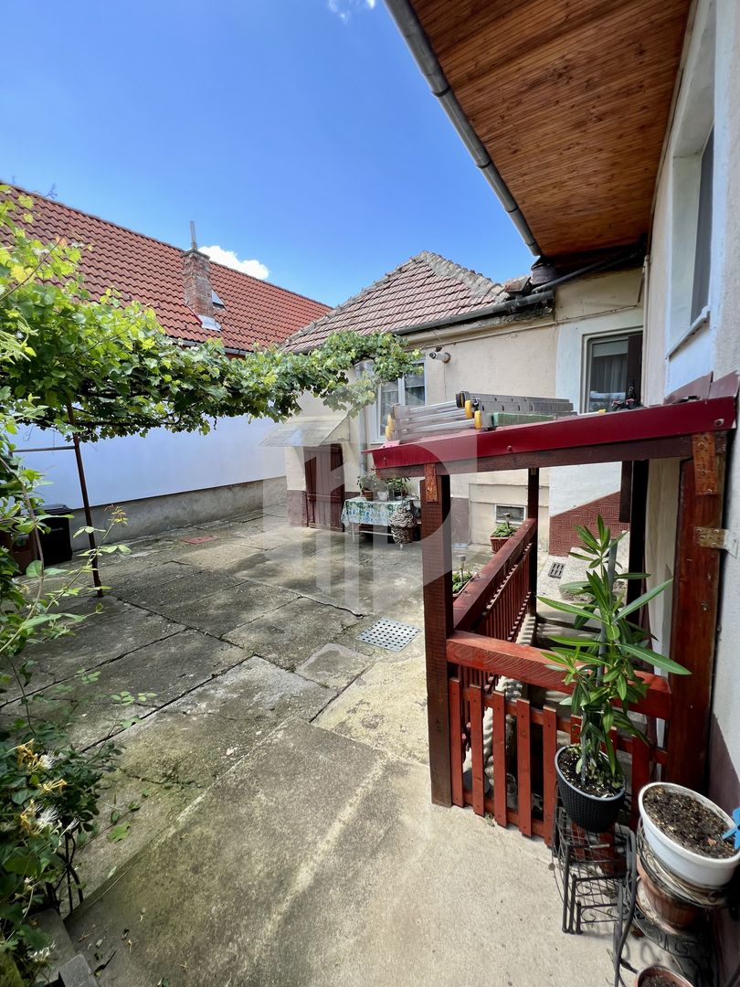 Casa curte comuna in zona Milea- Teren 300 mp - Poză 4