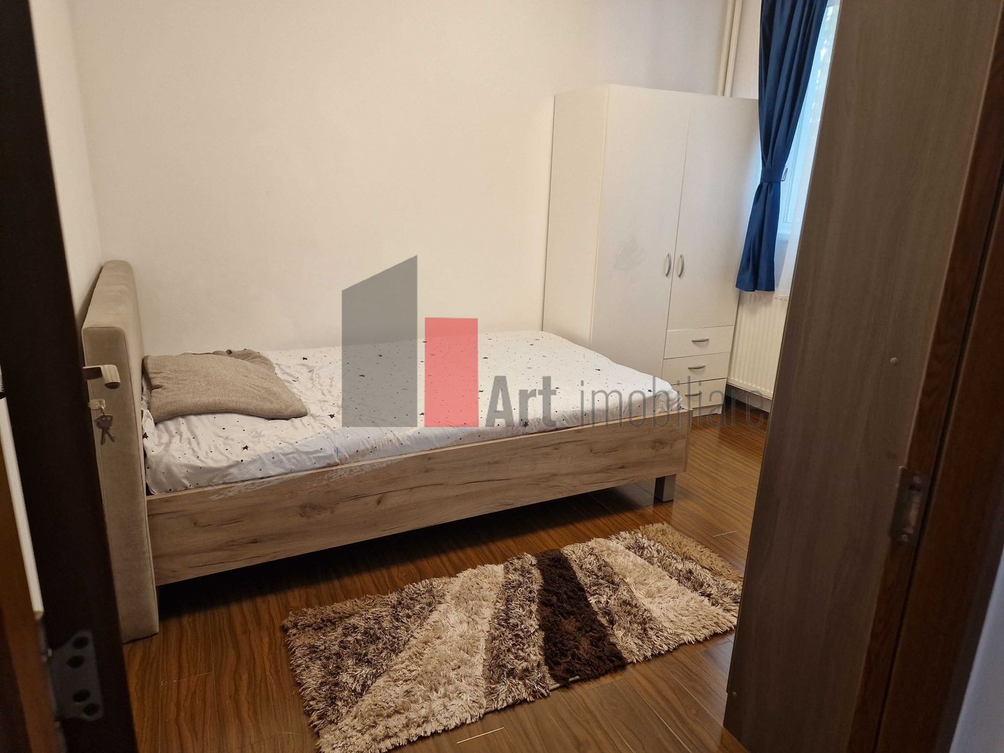 Închiriere 3 camere, nou, zona Favorit, 2 locuri de parcare - Poză 6