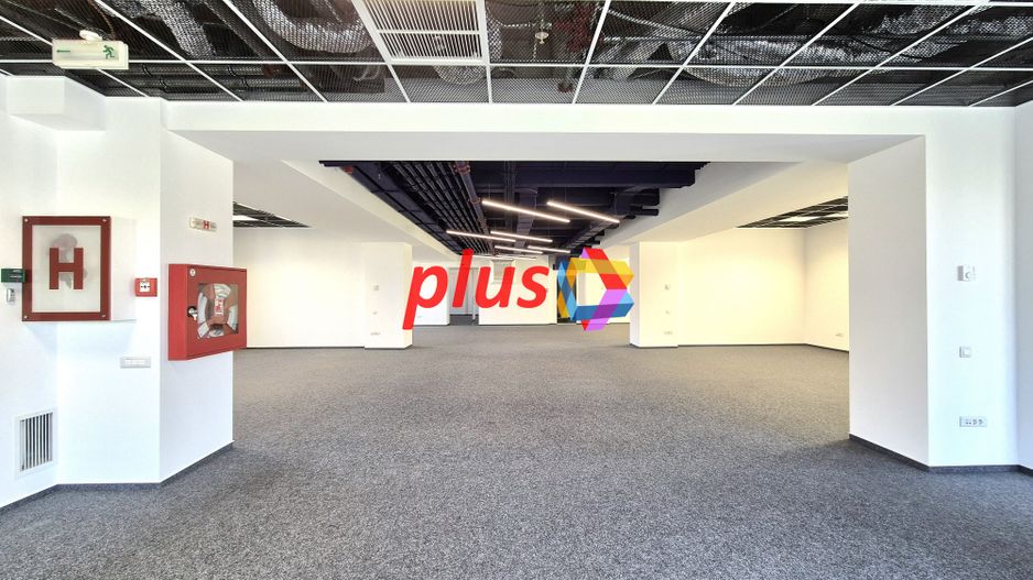 Spatiu de birouri ultramodern Brașov - 367 mp + Teresa 240 mp - Poză 2