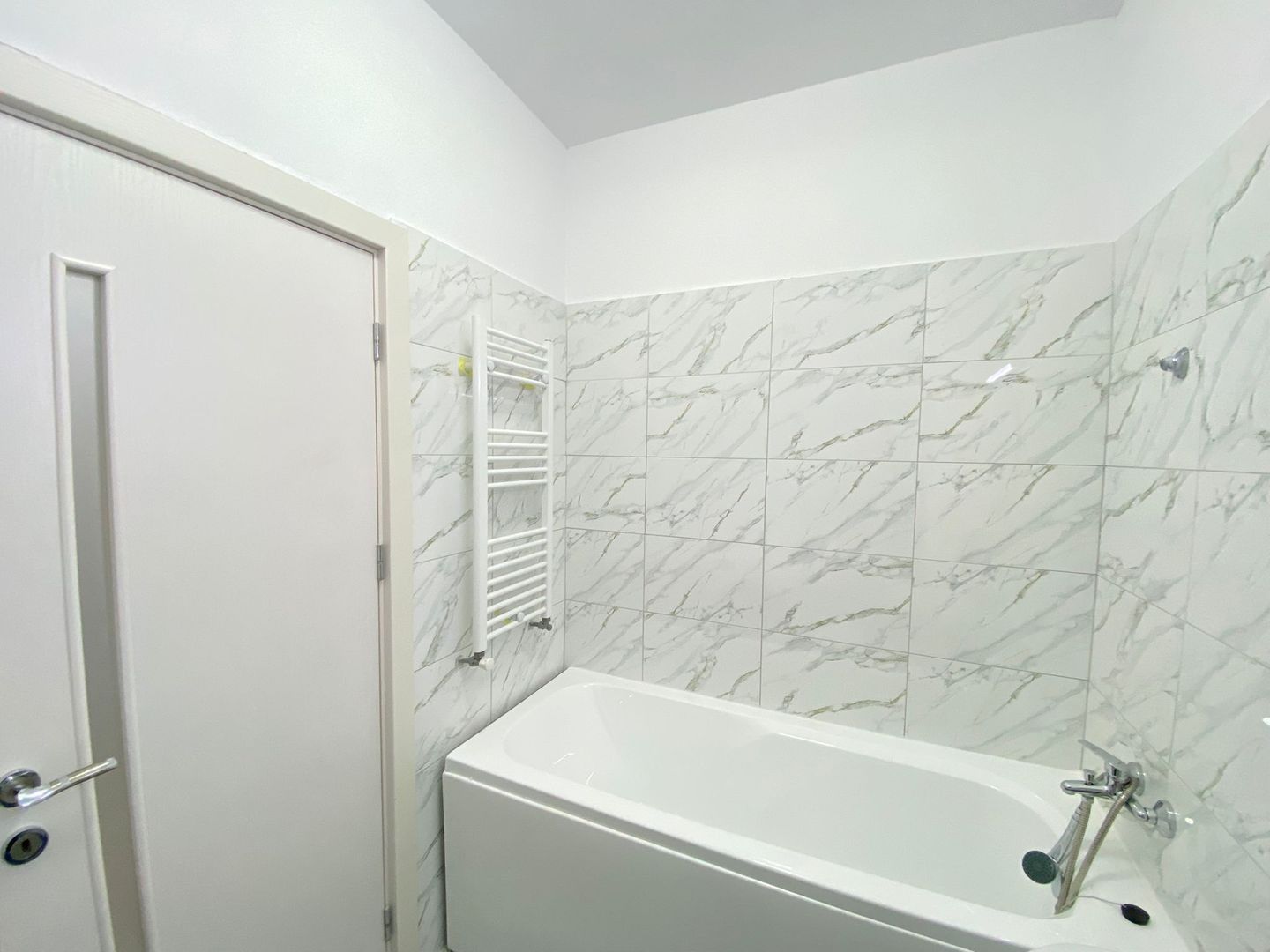 De inchiriat apartament de 2 camere zona Militarii/Parcare inclusa MD1 - Poză 8