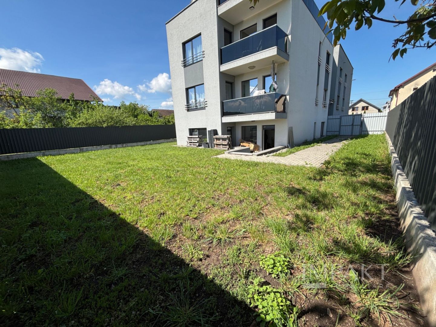Apartament/spatiu comercial, Sânnicoara 80mp+curte exterioara 200mp, - Poză 1
