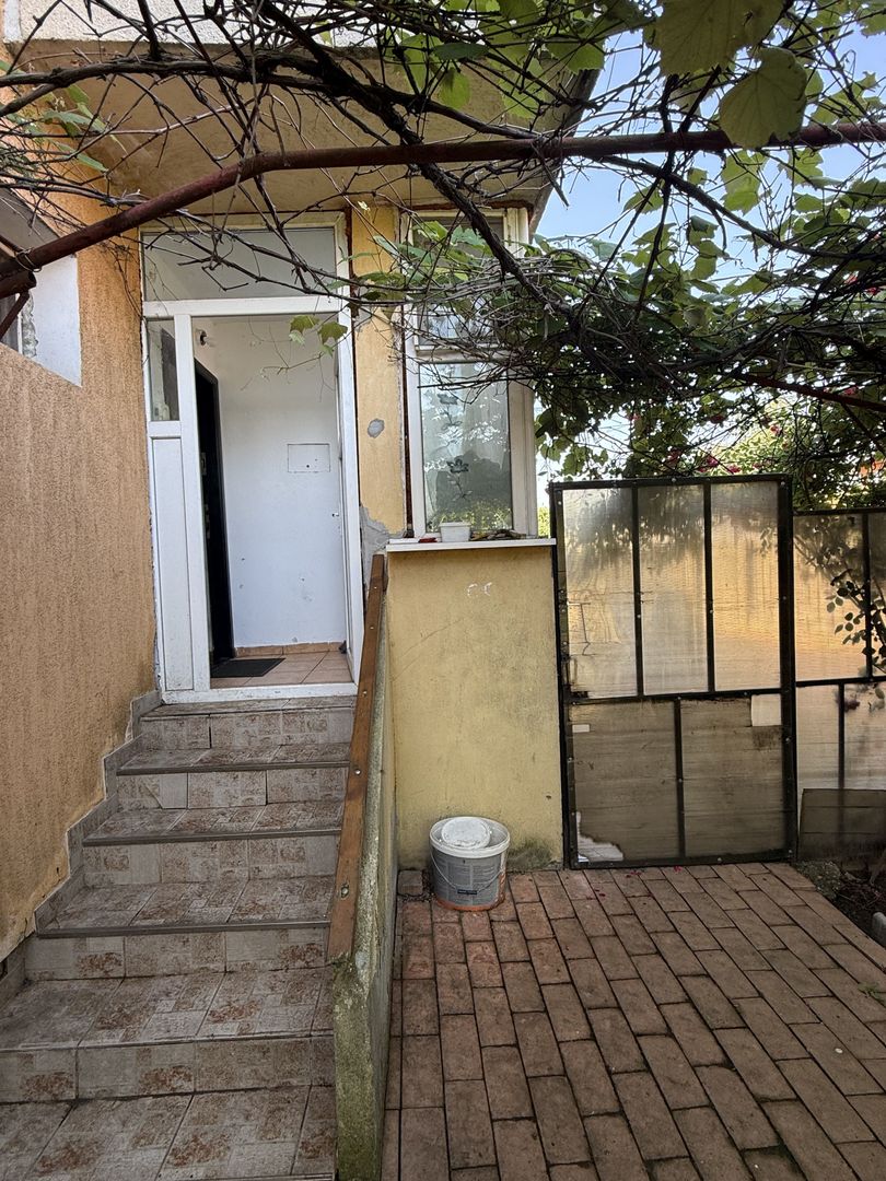 Ap 3 camere 60 mp + curte 18 mp și loc de parcare - Poză 18