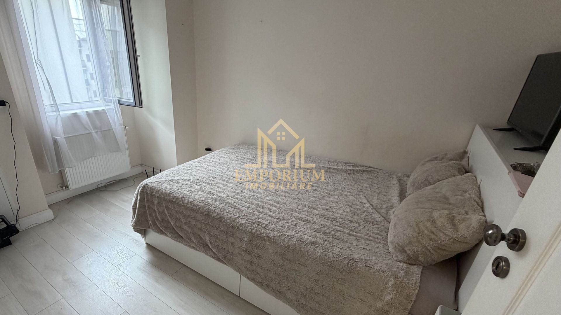 2 camere semidecomandate, Modern, AC, Intre Lacuri, Iulius Mall - Poză 5