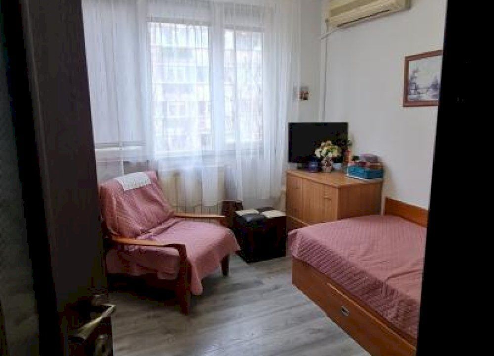 Vanzare Apartament 4 camere, Izvorul Muresului, Brancoveanu. - Poză 1