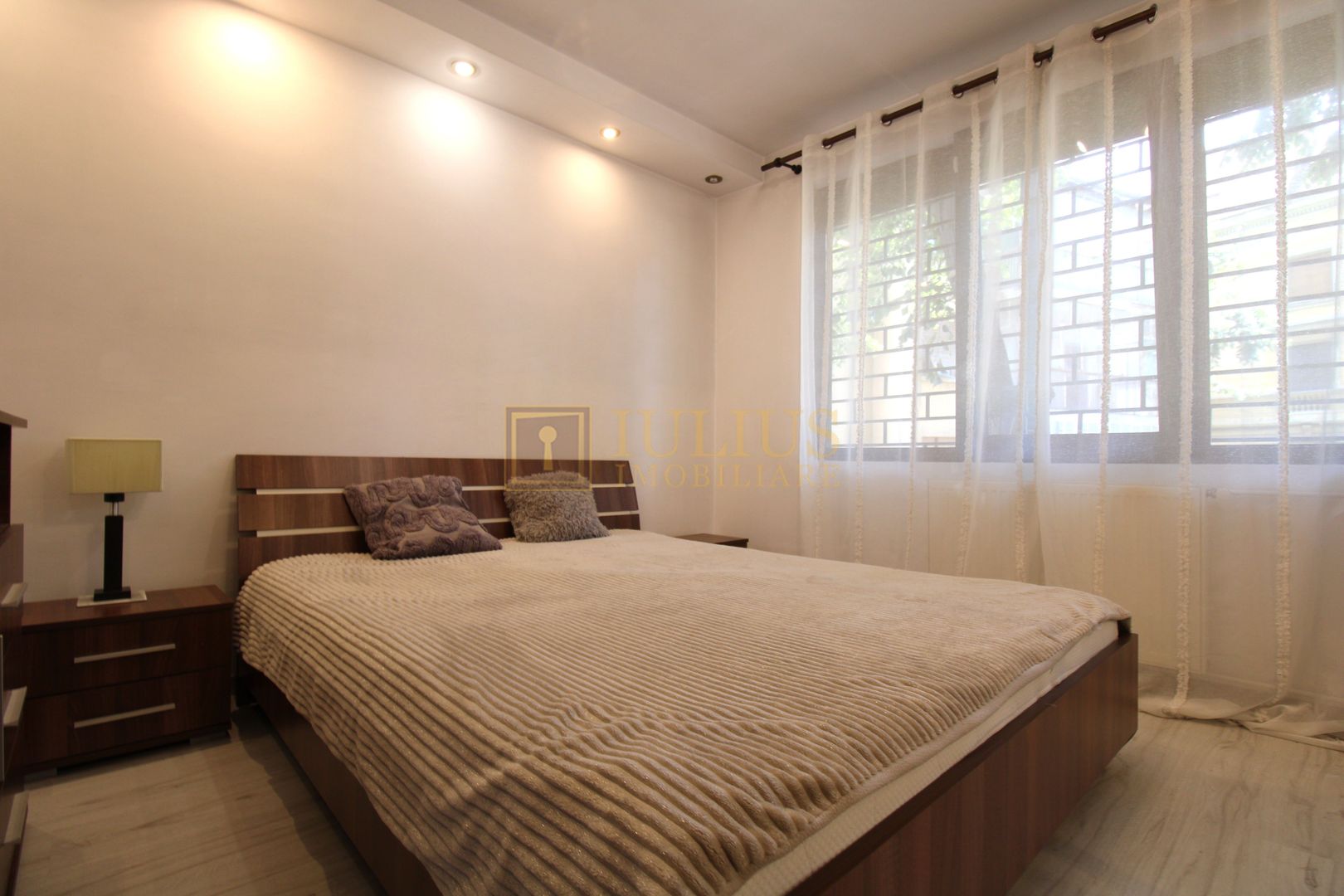 5 minute de UMFT, 3 camere. - Poză 1