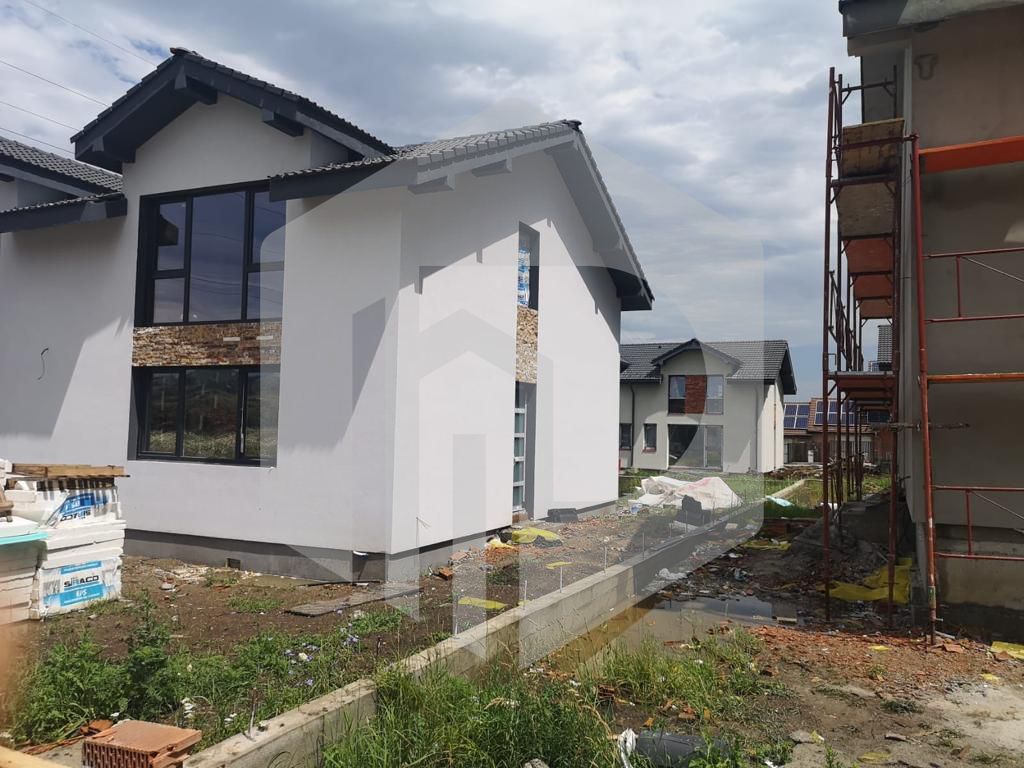 Duplex 4 Camere 2 Bai 2 locuri de parcare - Teren generos - Poză 9