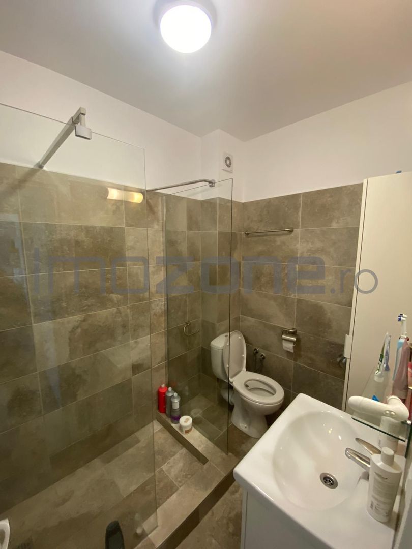 Apartament 3 camere langa Policlinica, zona de case, loc parcare - Poză 12