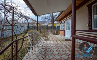 Casă de vânzare Buhuși, Str. Orbic - Poză 2