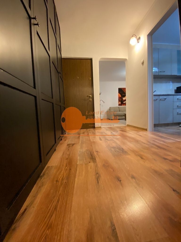 2 camere Aviatieie - Poză 16