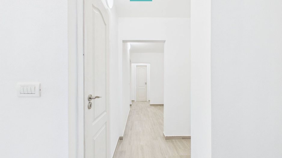 Apartament cu 3 camere de închiriat, Podgoria Arad - Poză 1
