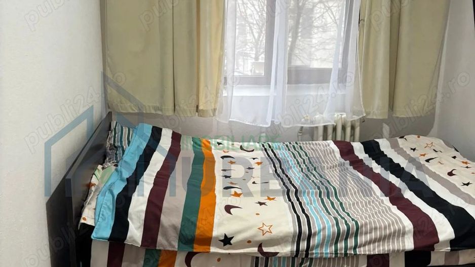 Inchiriez apartament cu 3 camere, decomandat, zona Canta bariera Comat. Etaj 1 4. 1 baie, 1 ba - Poză 2