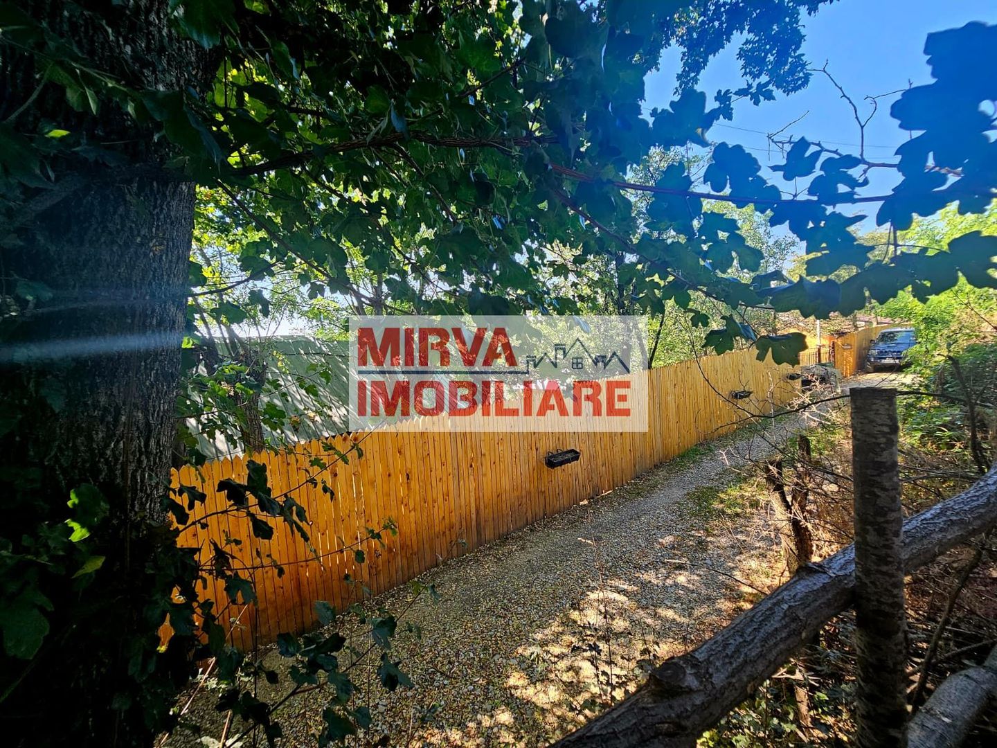 🌳 Teren intravilan 2322 mp, Păcuri – vedere superbă spre pădure! 🏡✨ - Poză 8