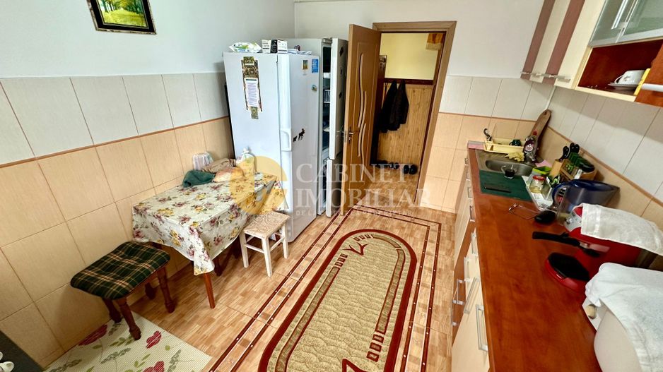 Apartament 4 Camere Decomandat - Etaj intermediar - Zona Nicolina/Frumoasa - Poză 6