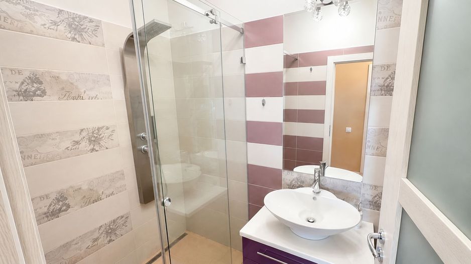 De vanzare Apartament Penthouse, Ultrafinisat,2 parcari, Ared R22 Arad - Poză 6