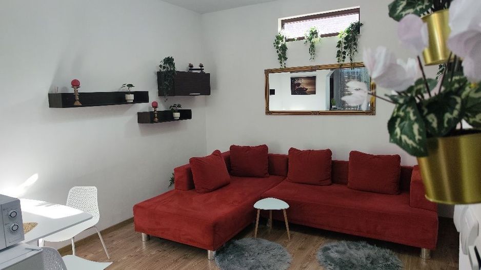 Apartament cu Terasa la Curte Comuna | Zona Garii | Centrală Proprie. - Poză 1