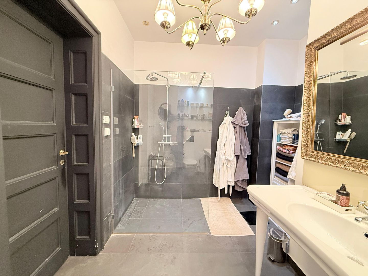 Apartament 6 camere în vilă consolidată | Garaj | Cotroceni - Poză 9