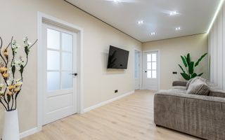 Vânzare, apartament,3 camere, Strada Nicolae Milescu Spătarul, Ciocana - Poză 5