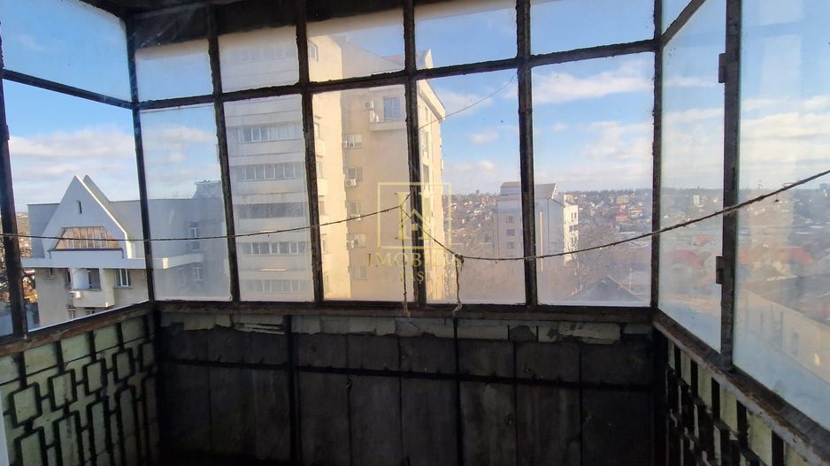 Apartament 3 camere dec 72 mp Bld. Independentei 199000 euro - Poză 9