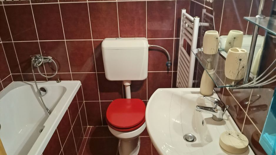 Apartament 2 cam -Birou - Poză 5