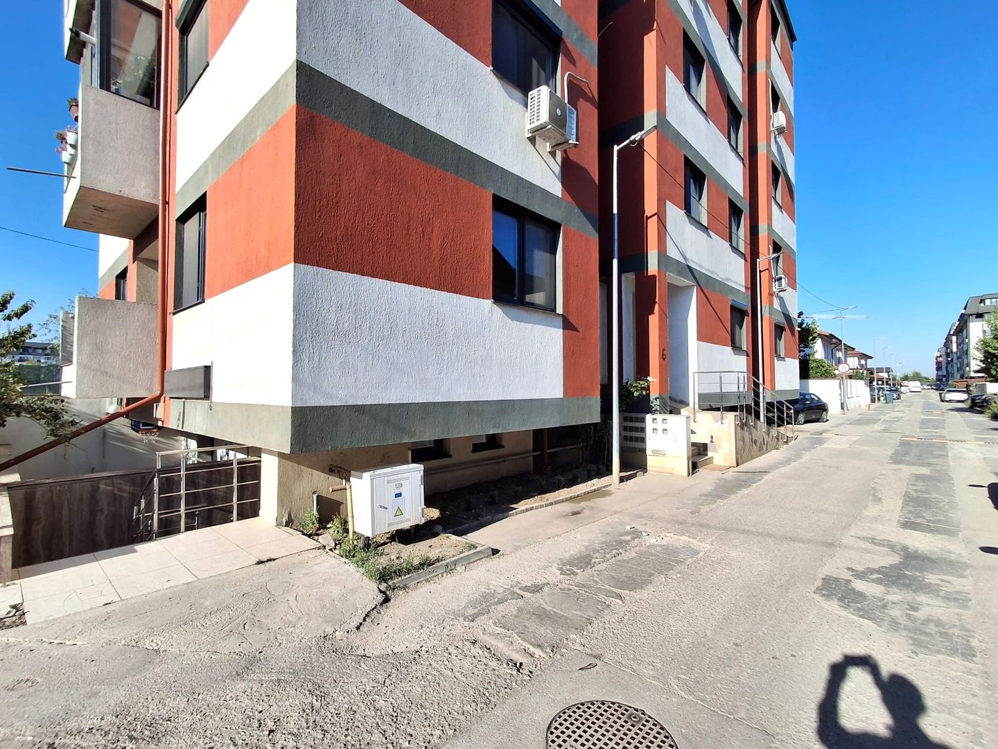 De Vanzare Apartament 4 camere  Militari  Residence - Poză 18